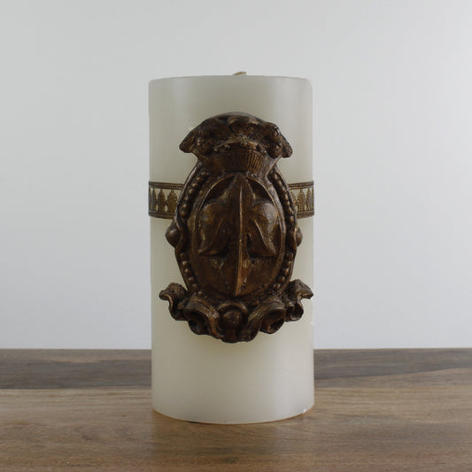 Large Del Ray Candle with Shield 